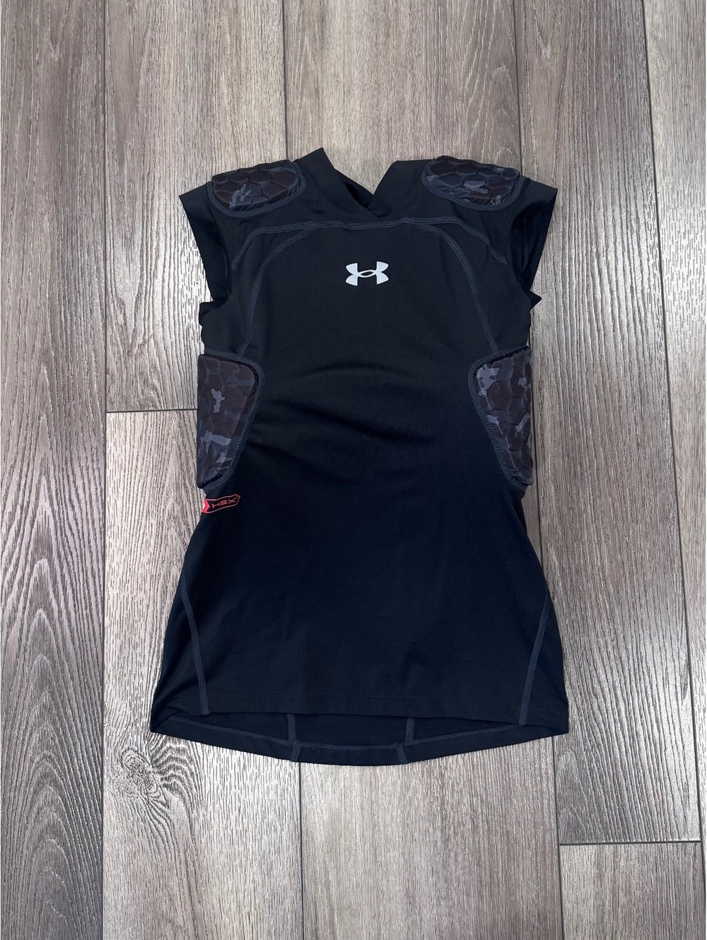 Under Armour Youth Large HeatGear Padded Compression Shirt Black